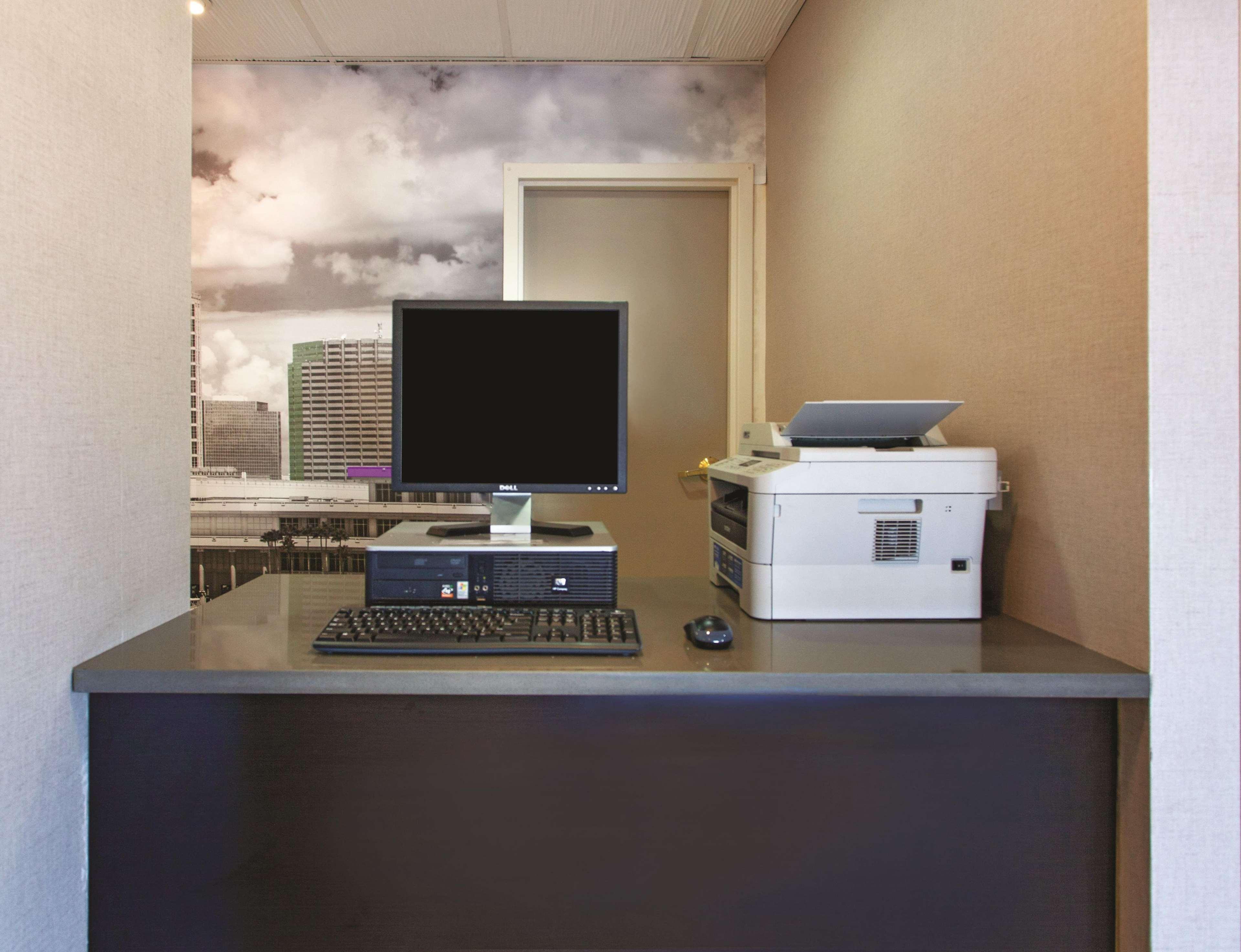 Hotel La Quinta By Wyndham Tampa Bay Area-Tampa South Zewnętrze zdjęcie